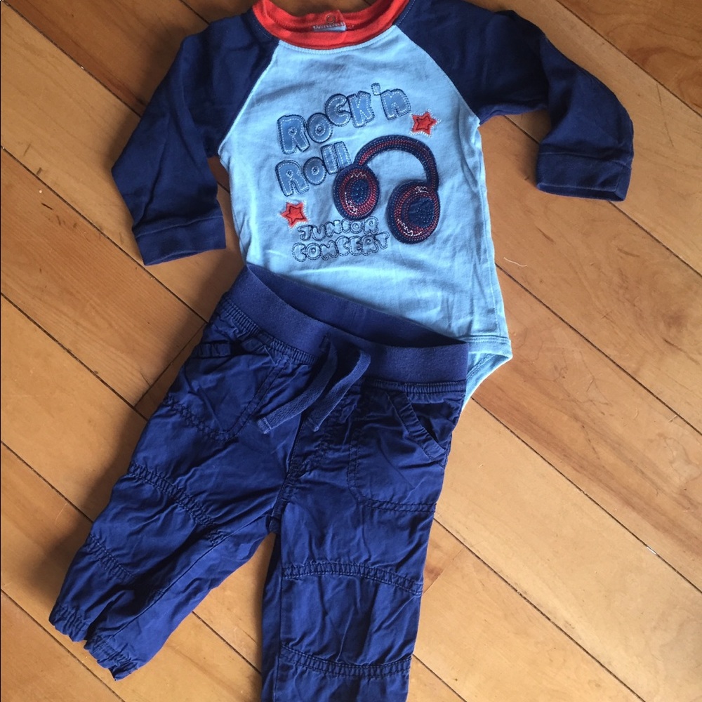 Boys 6-12 months outfit.